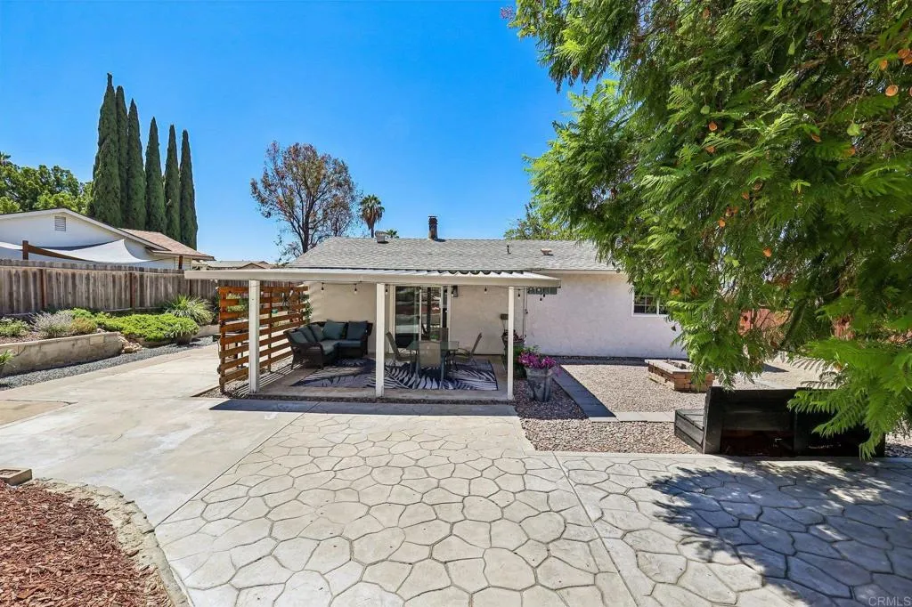 https://cdn.realtyfeed.com/cdn/127/306799027/60ea5b5555b6722c4438b88026a4a388.webp