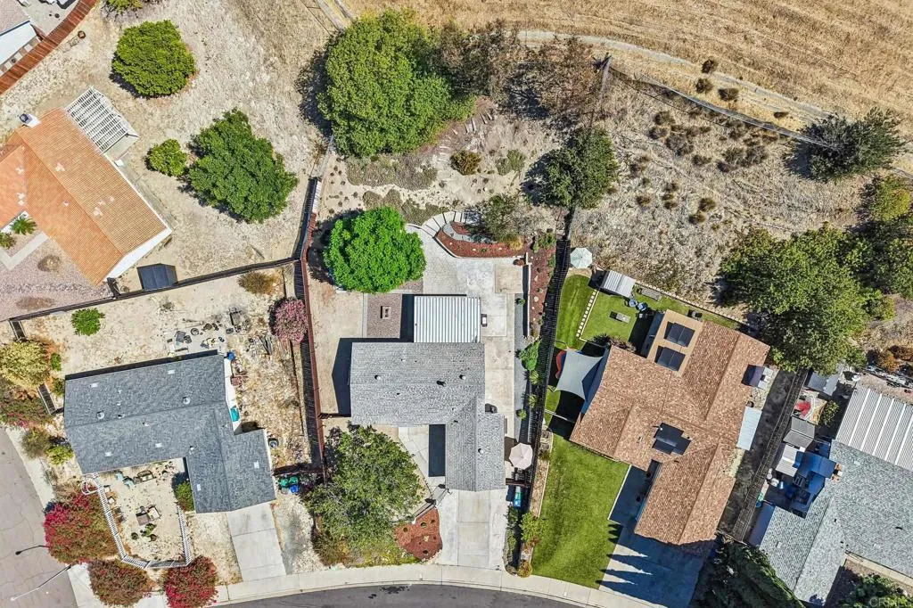 https://cdn.realtyfeed.com/cdn/127/306799027/9ccd0e6eb51e407ed1ef78e634e12ded.webp