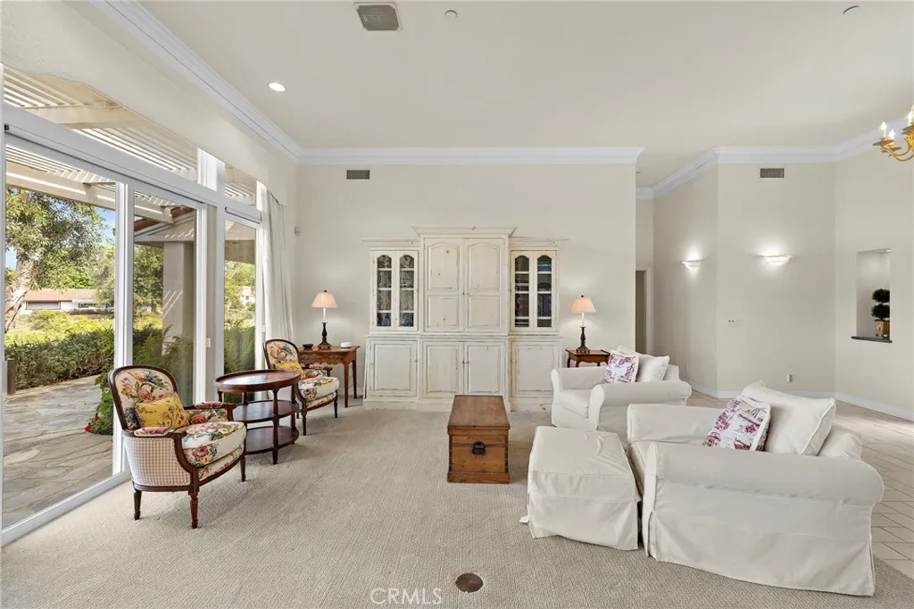 https://cdn.realtyfeed.com/cdn/127/306799037/3efd1514bc09bfd37acb6f1fa905b969.webp