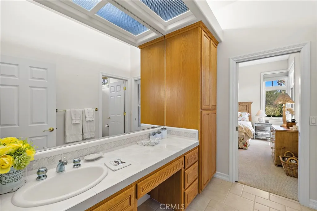https://cdn.realtyfeed.com/cdn/127/306799037/c05506ca80b055642c145f21662724fa.webp
