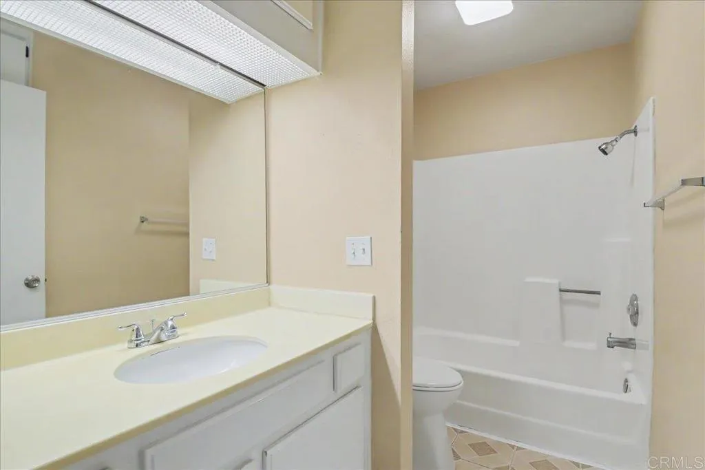 https://cdn.realtyfeed.com/cdn/127/306799087/536faecedfd5b930b6b660746e6e30be.webp