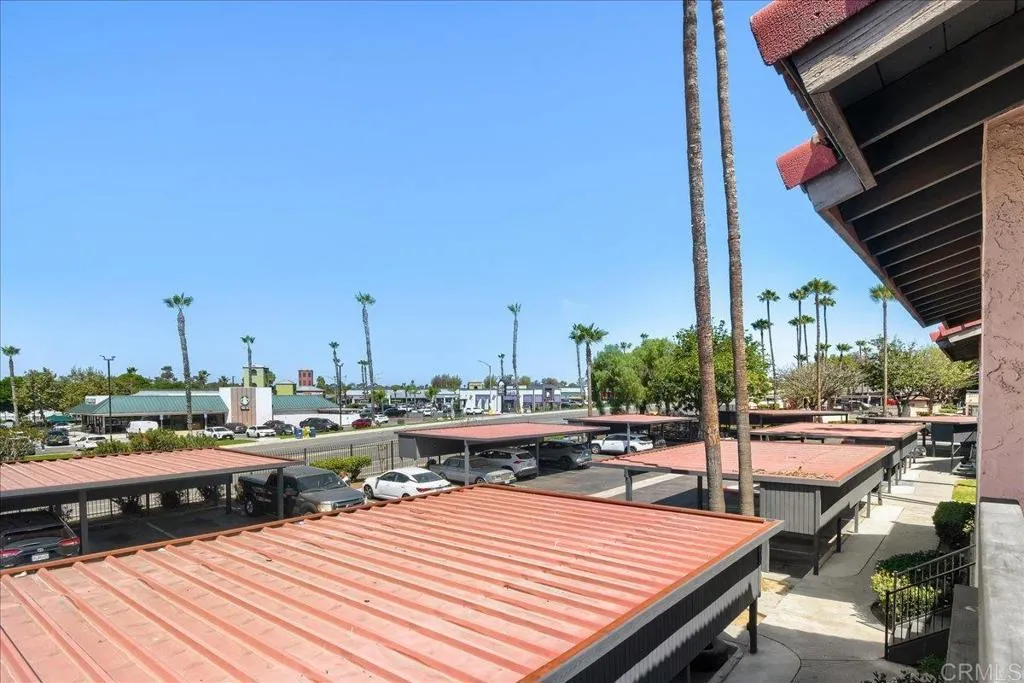 https://cdn.realtyfeed.com/cdn/127/306799087/79e1f92aa4af160a63bfd5996f0bda01.webp