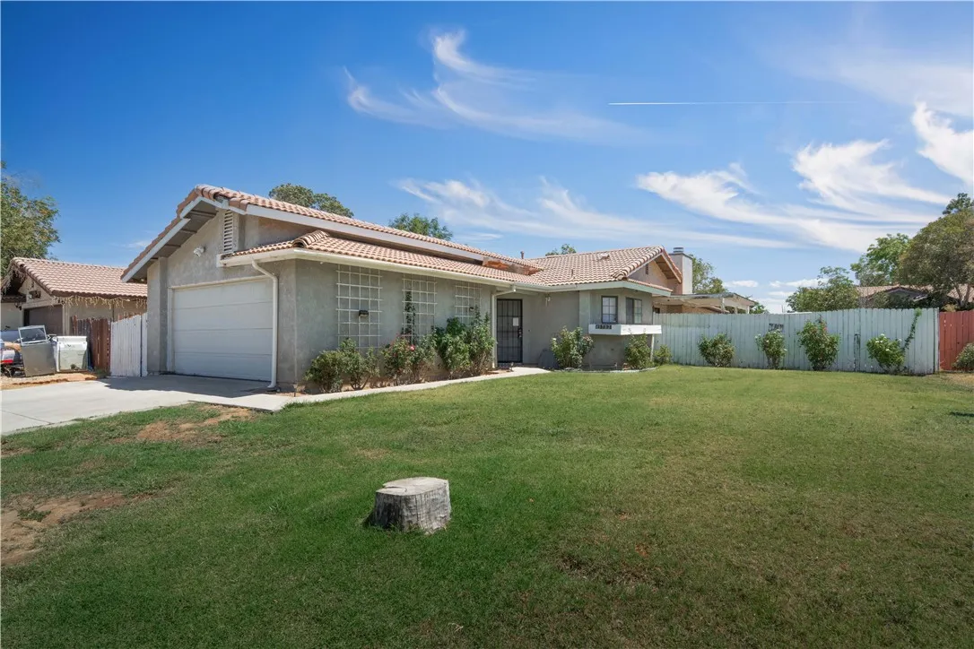 Lancaster, CA 93535