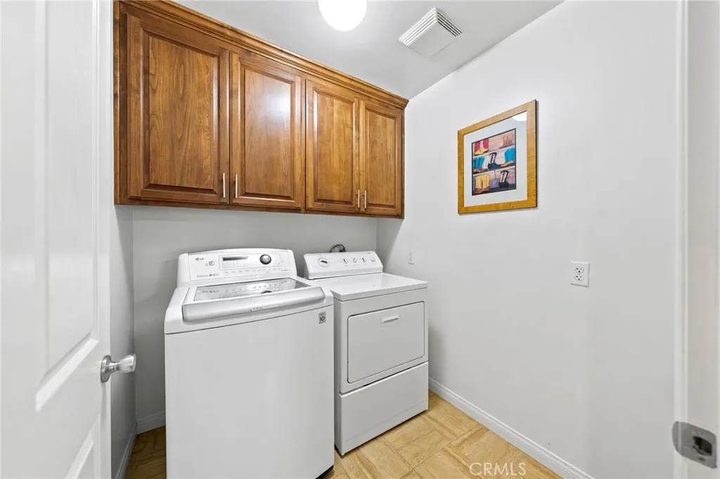 https://cdn.realtyfeed.com/cdn/127/306799224/948b353ddb0b621657367cdf79f9ef02.webp