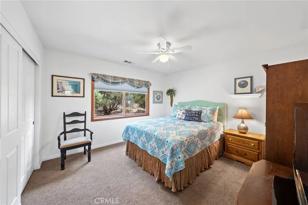 https://cdn.realtyfeed.com/cdn/127/306799224/a165a0389a2442933f9bcc78d13d0f1a.webp