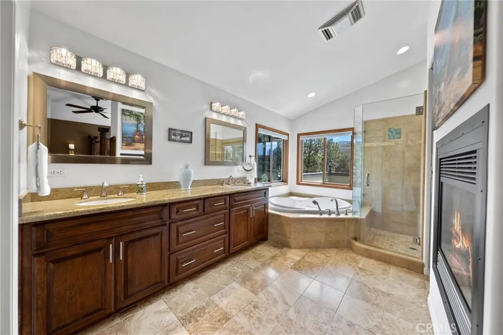 https://cdn.realtyfeed.com/cdn/127/306799224/f499177286a25b32d02c0b66ae79e351.webp