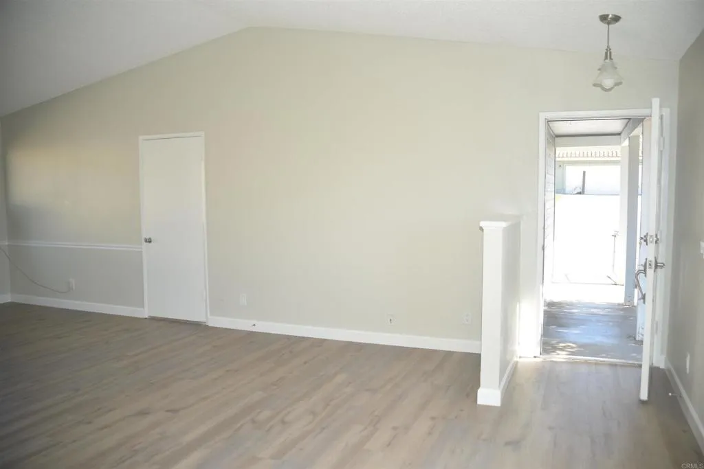 https://cdn.realtyfeed.com/cdn/127/306799231/352db740cbbb06a2a713c6447d3d4957.webp