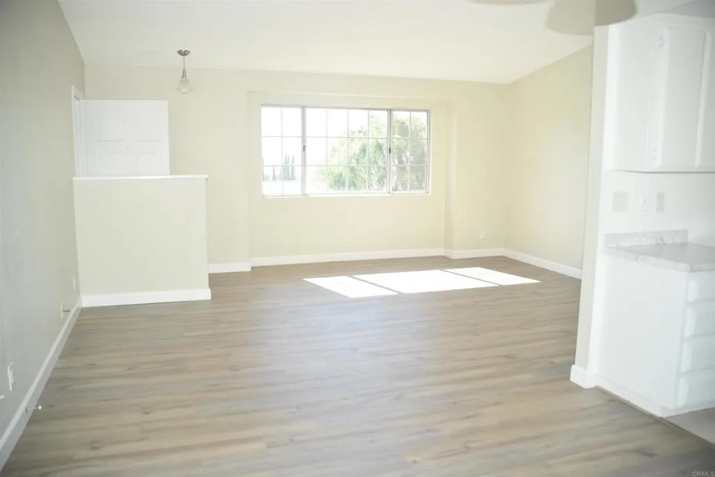 https://cdn.realtyfeed.com/cdn/127/306799231/ed62d8ae509c697aa393445075a94176.webp