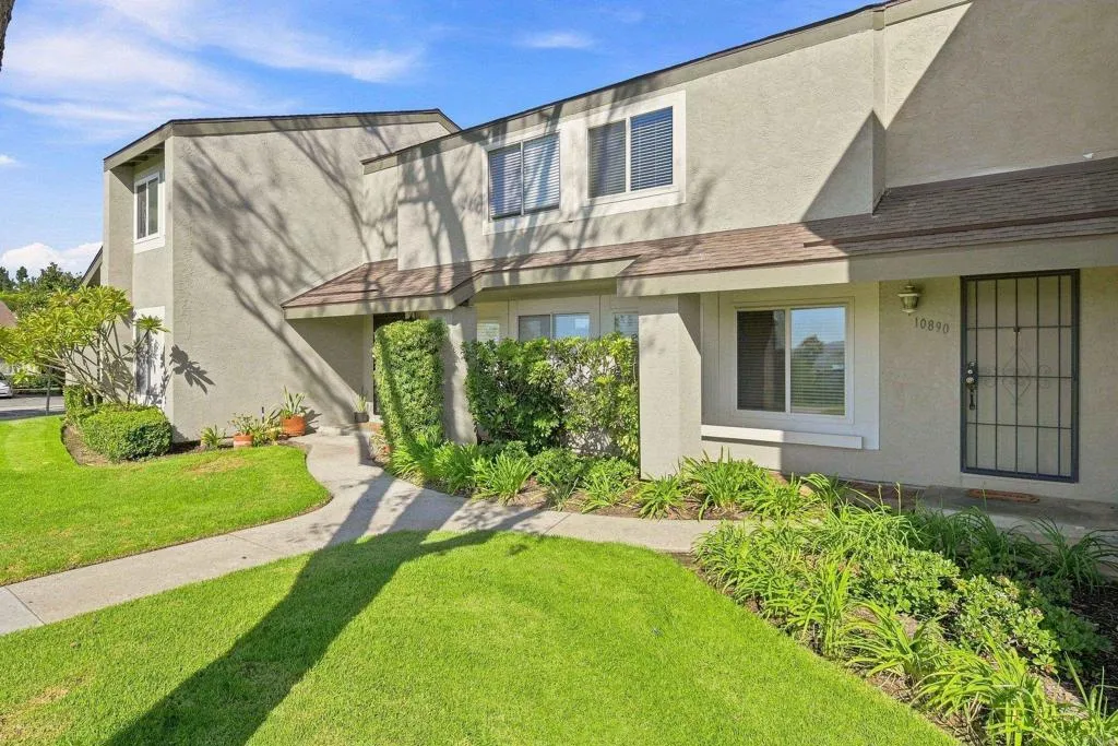 10890 Macouba Place, San Diego, CA 92124 - Photo 2 of 29, San Diego, CA