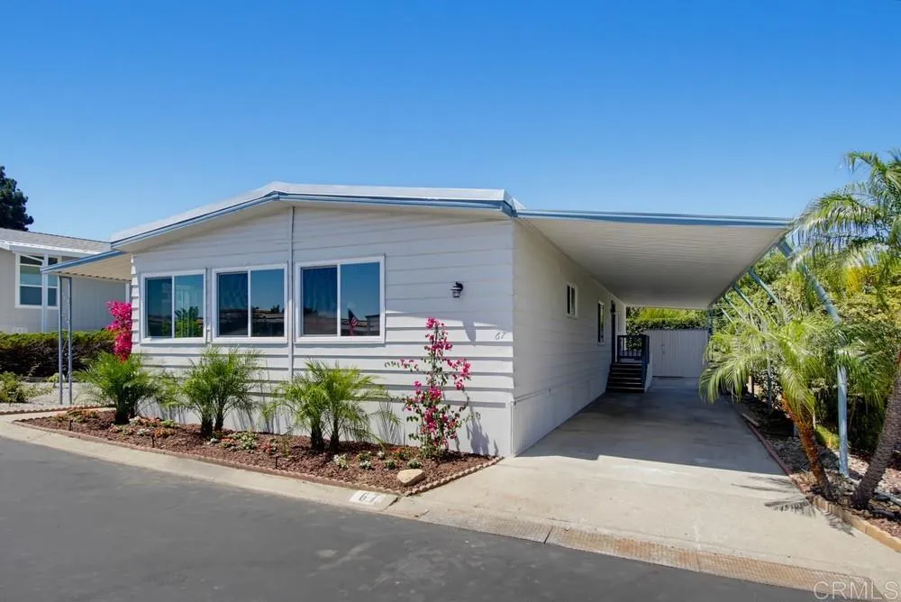 https://cdn.realtyfeed.com/cdn/127/306799243/2b662bb9a0ab6baec03b520c7ba011fc.webp