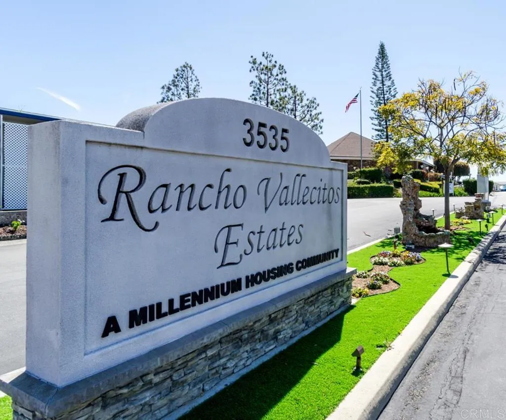 https://cdn.realtyfeed.com/cdn/127/306799243/4fa4836f55d5d15d519fcfe8e4b157a6.webp