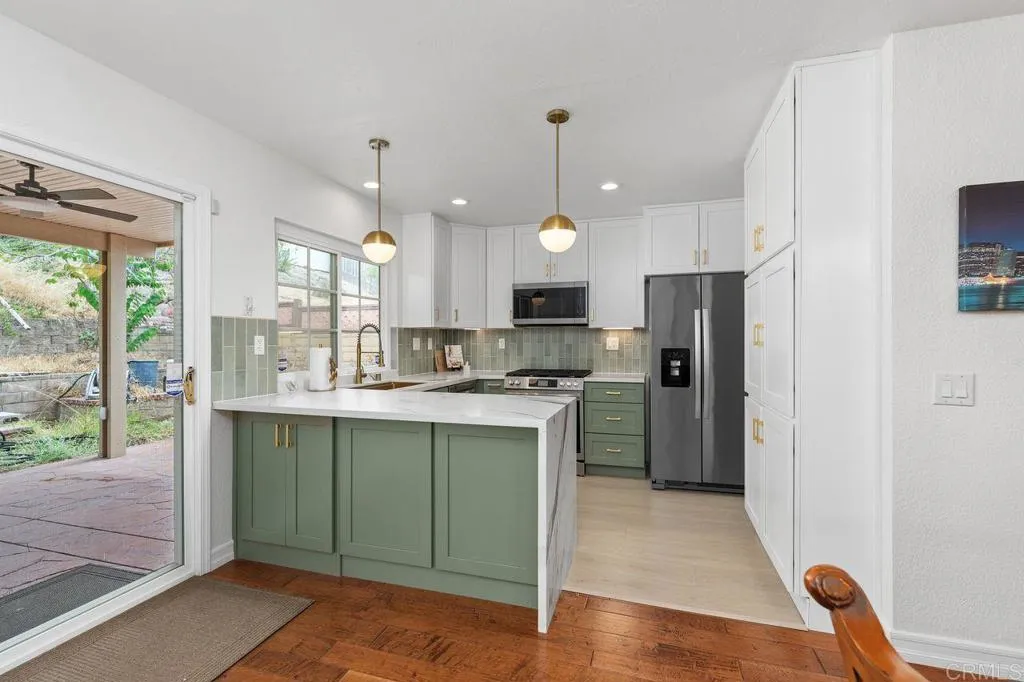 https://cdn.realtyfeed.com/cdn/127/306799257/2b7dea53d22f7c696a23009f1731c9ad.webp