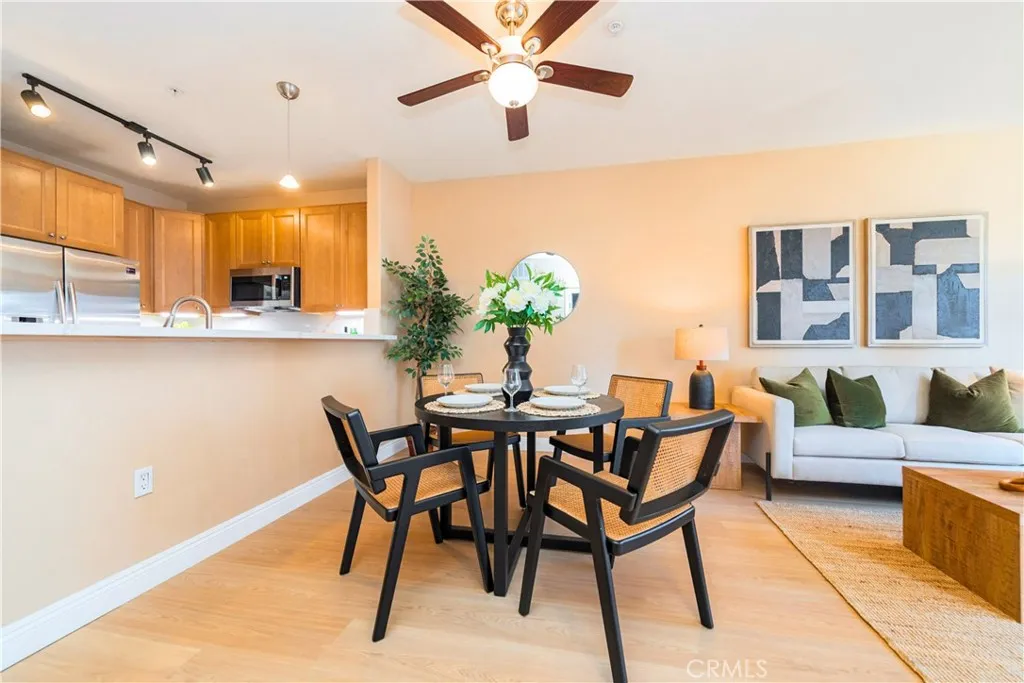 https://cdn.realtyfeed.com/cdn/127/306799269/014d622974eb4f0539b571327769bc6e.webp