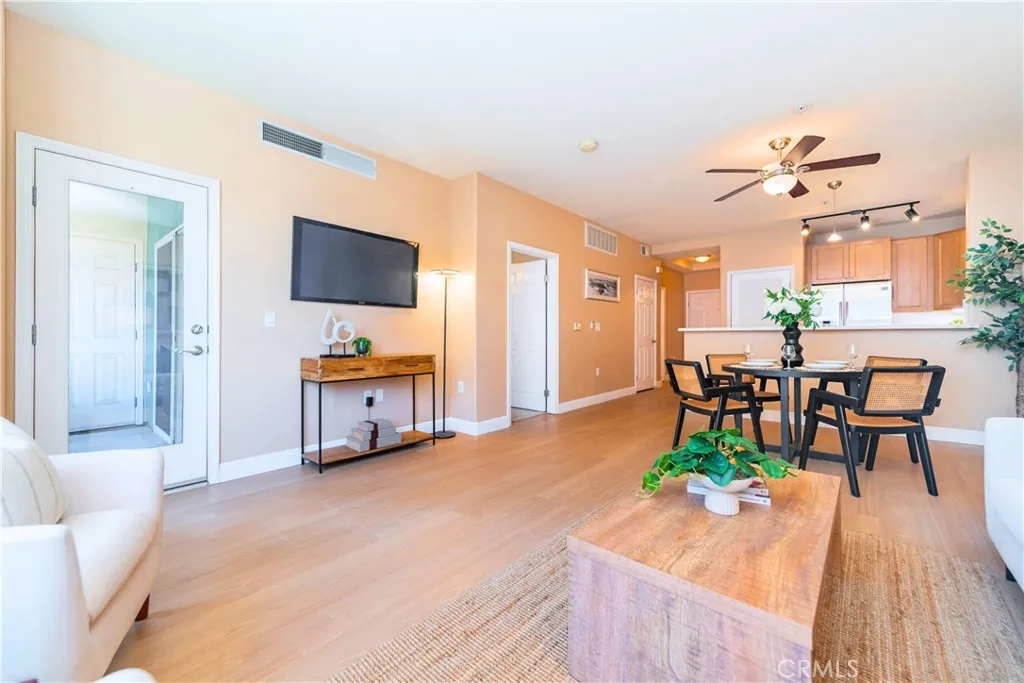 https://cdn.realtyfeed.com/cdn/127/306799269/0f52c273b491106734556b90da9beb6d.webp