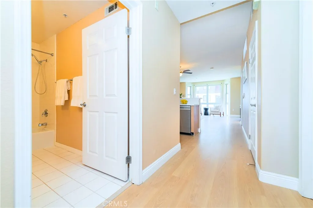 https://cdn.realtyfeed.com/cdn/127/306799269/1620e2cc5cde82a805cf759d040f274b.webp