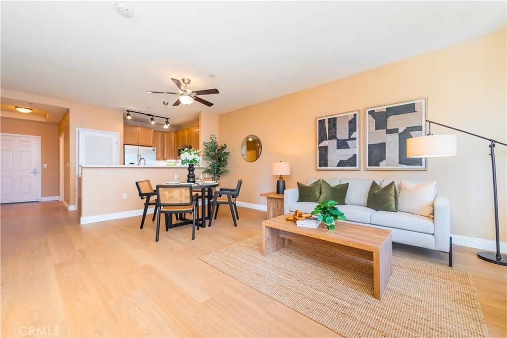 https://cdn.realtyfeed.com/cdn/127/306799269/52d9a0249f92ab1069d65d9a60023cce.webp