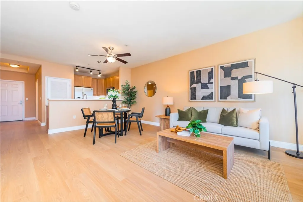 https://cdn.realtyfeed.com/cdn/127/306799269/959cbe93be76b409bb9920f2ca629f7a.webp