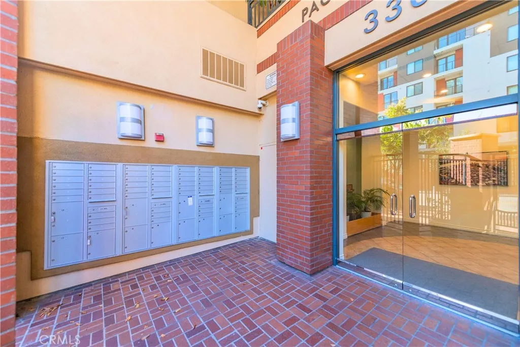 https://cdn.realtyfeed.com/cdn/127/306799269/bf99cff5dd28b4befce54ddd06e3a3c0.webp