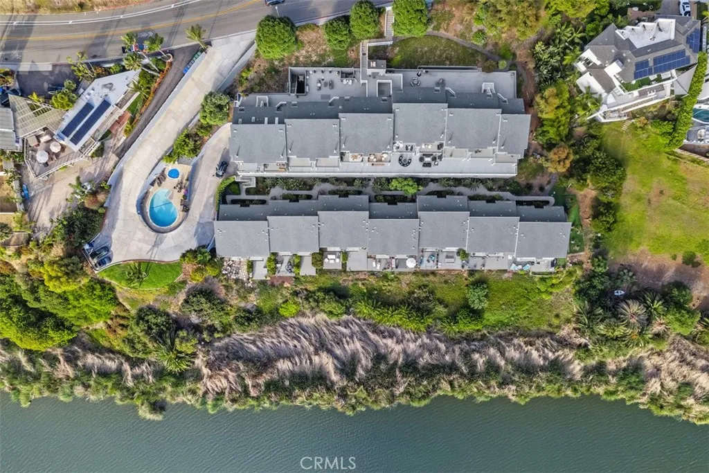 https://cdn.realtyfeed.com/cdn/127/306799307/935959b0ff8a577ea632fa53d52991cd.webp