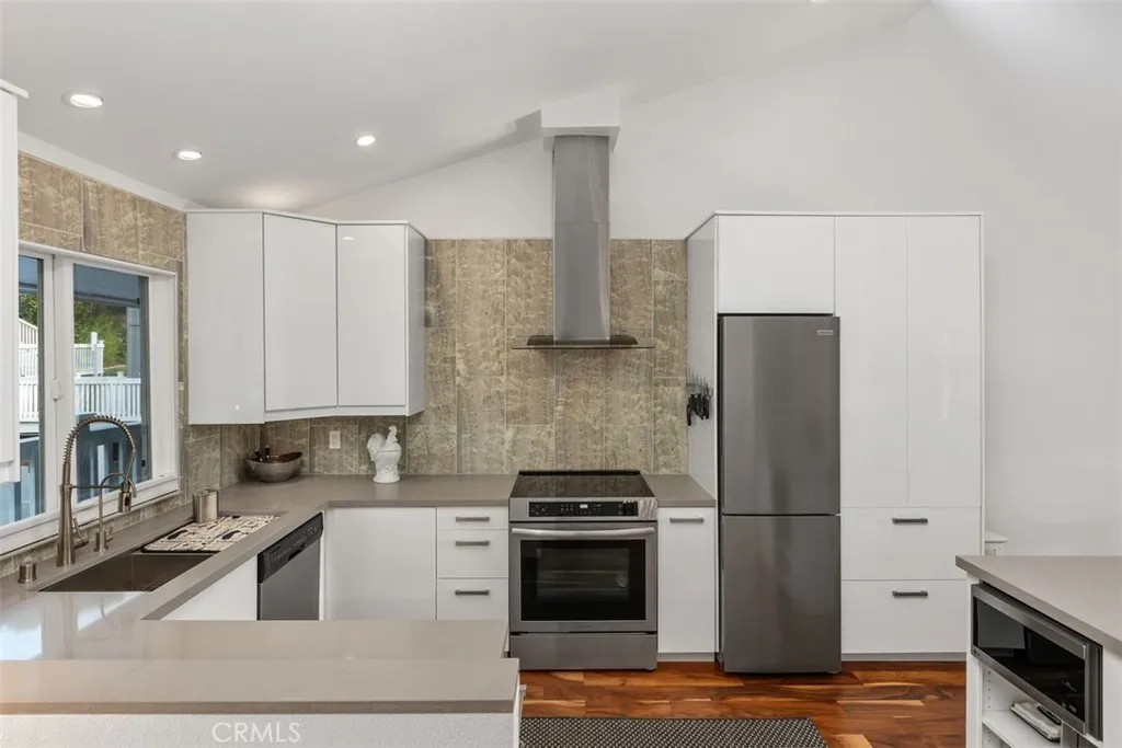 https://cdn.realtyfeed.com/cdn/127/306799307/d4f4336b0700e2e1ade8f3c7965dfe66.webp