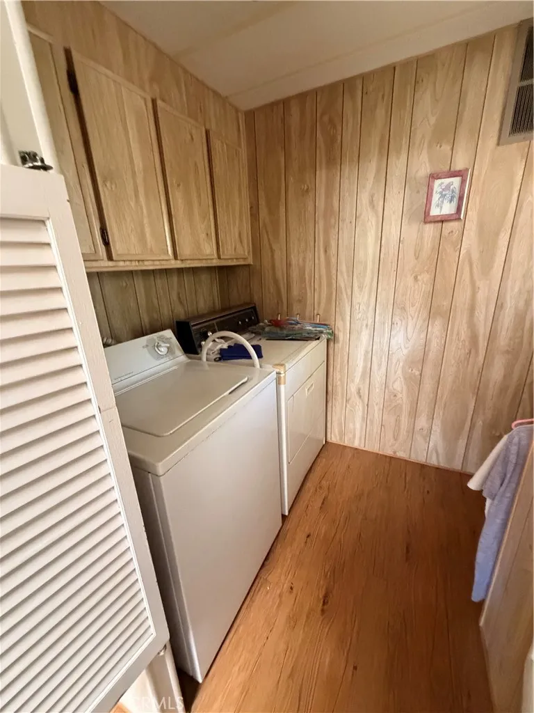 https://cdn.realtyfeed.com/cdn/127/306799349/4abbae96e8d5768d4bf770ef7bb7564c.webp
