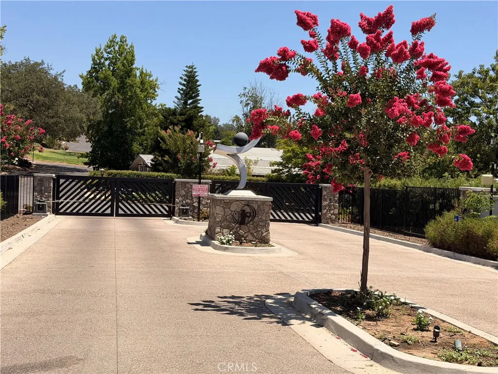 https://cdn.realtyfeed.com/cdn/127/306799349/dd6e14c71529736467e80c5edff54a20.webp