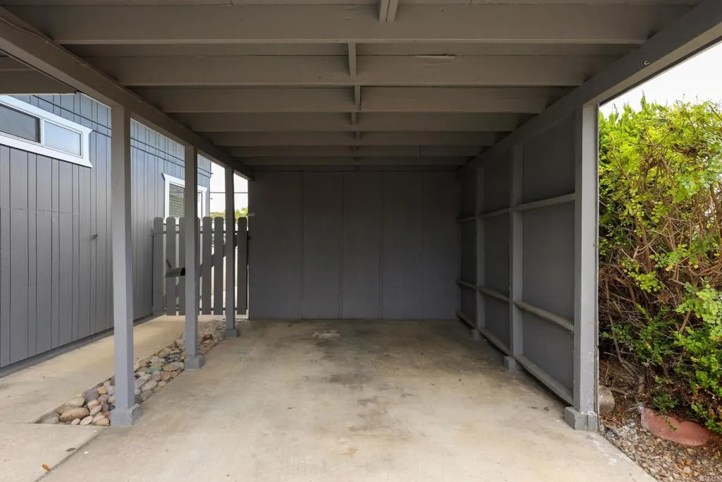 https://cdn.realtyfeed.com/cdn/127/306799364/276587355312c4ac26fc0638b6019caa.webp