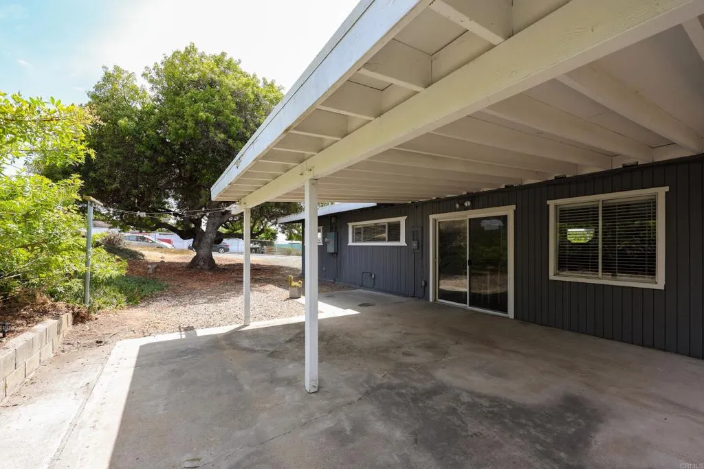 https://cdn.realtyfeed.com/cdn/127/306799364/2f8b967507b8e5e49e3dac651a9e41fe.webp