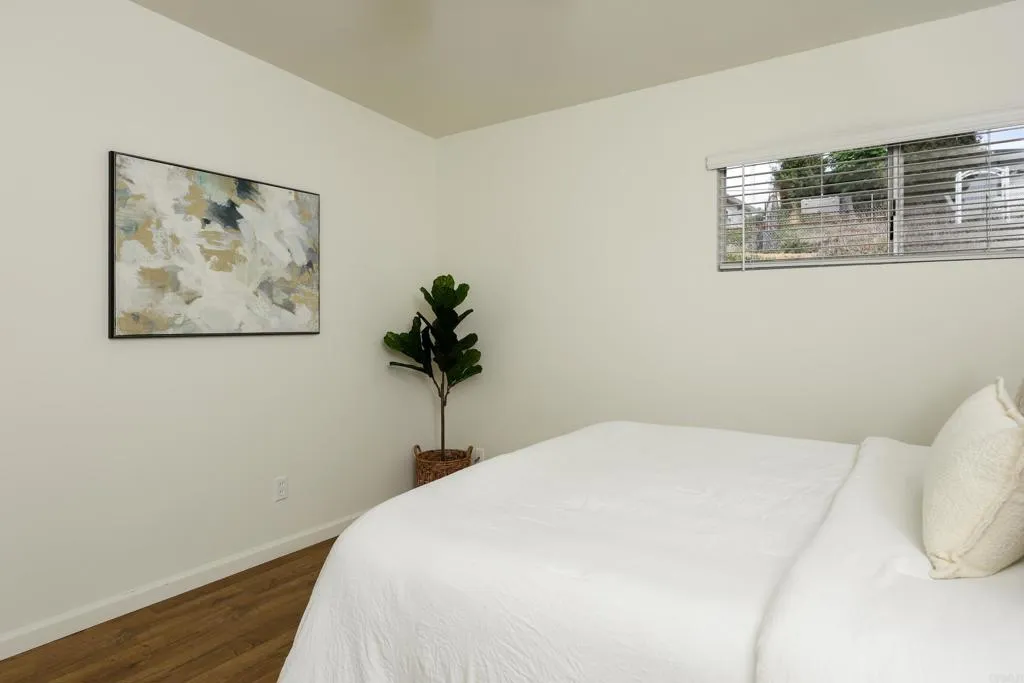 https://cdn.realtyfeed.com/cdn/127/306799364/5abb2dce1fab4e62bbe509eecd6f7714.webp