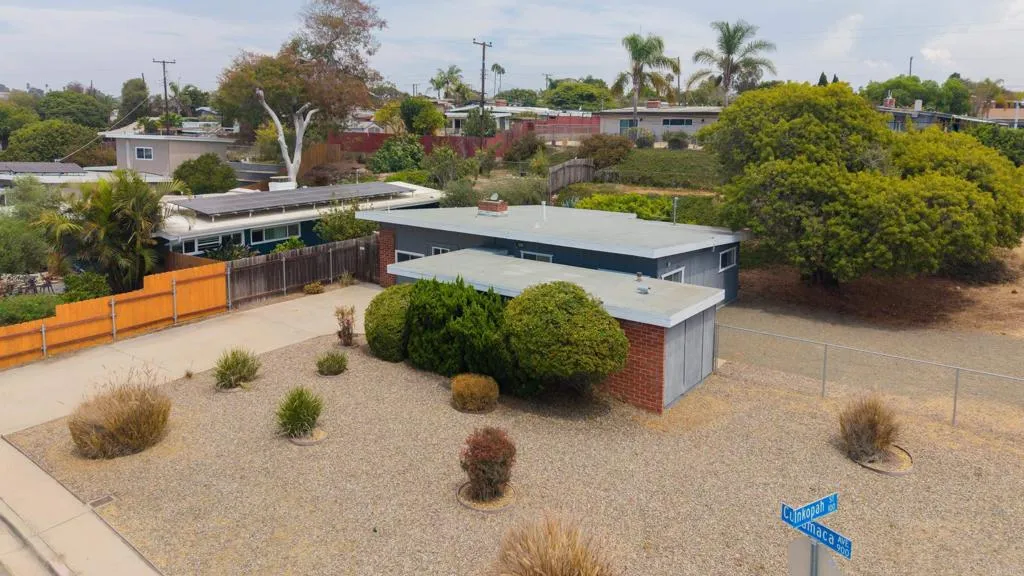 https://cdn.realtyfeed.com/cdn/127/306799364/77fb74cc63fbd03e01de90e502215311.webp