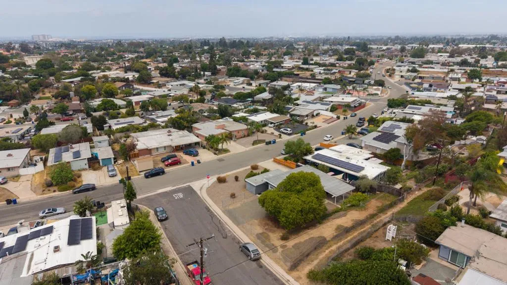 https://cdn.realtyfeed.com/cdn/127/306799364/8125e99a99ee9e94322a8f6d3bada9e7.webp