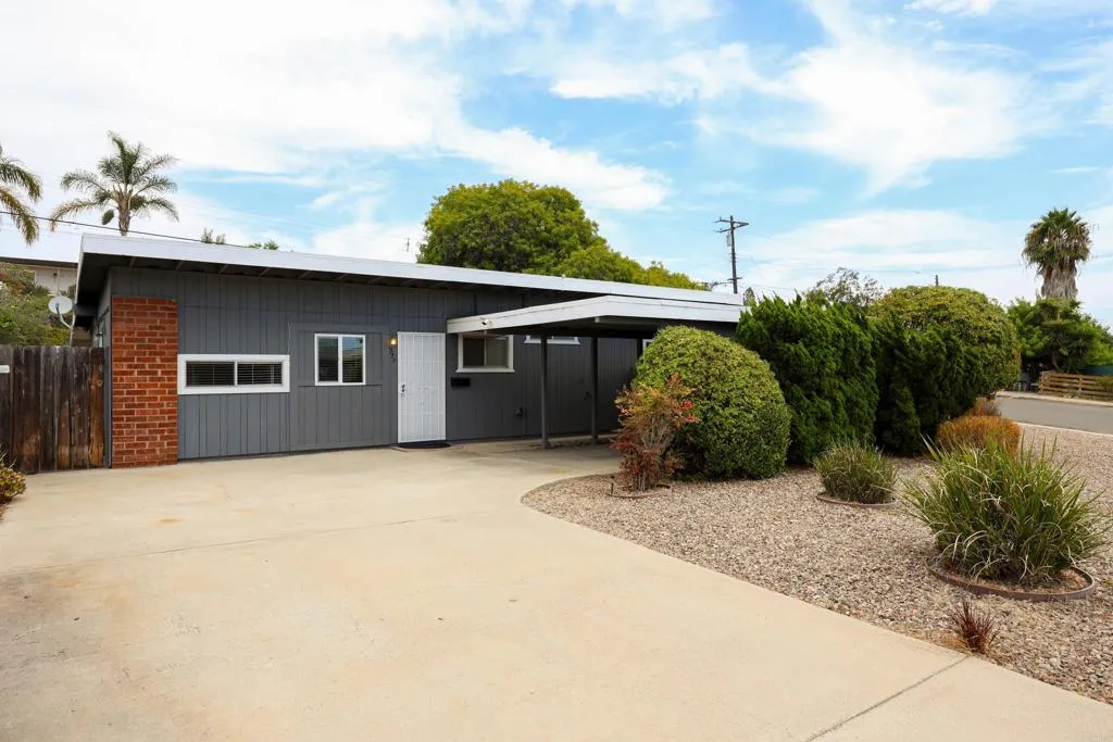 https://cdn.realtyfeed.com/cdn/127/306799364/8484d3ac0c86c60acc3a9b13293157f0.webp