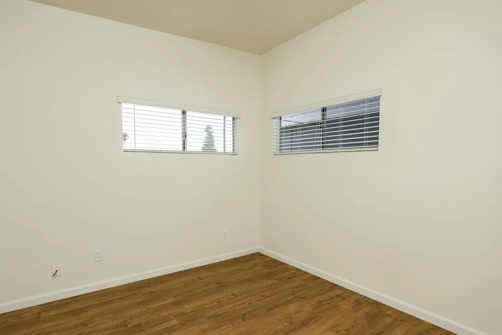 https://cdn.realtyfeed.com/cdn/127/306799364/f297dfc0ca75877d53fb27883d64e4c0.webp
