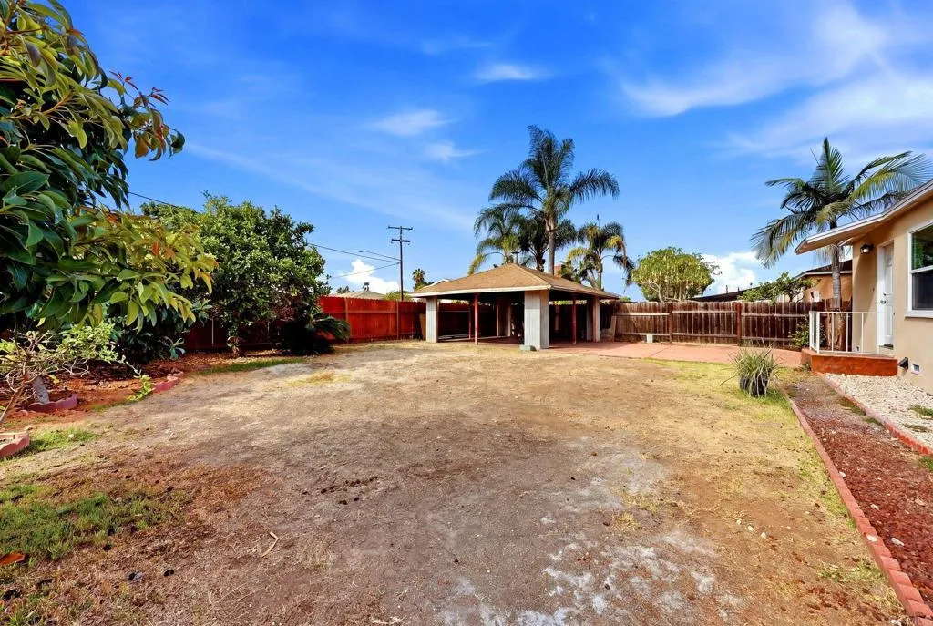 https://cdn.realtyfeed.com/cdn/127/306799387/895a172c442ddcfc2e16cf6084a013ac.webp