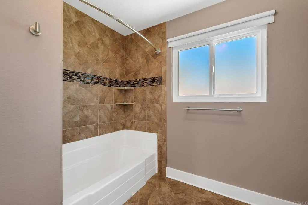 https://cdn.realtyfeed.com/cdn/127/306799388/4172b6c2b86eeadd432dedafebff3272.webp