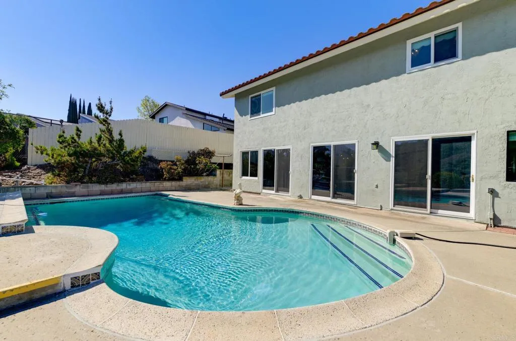https://cdn.realtyfeed.com/cdn/127/306799388/5f9ff20b617993f8bee5043dcd38fc46.webp
