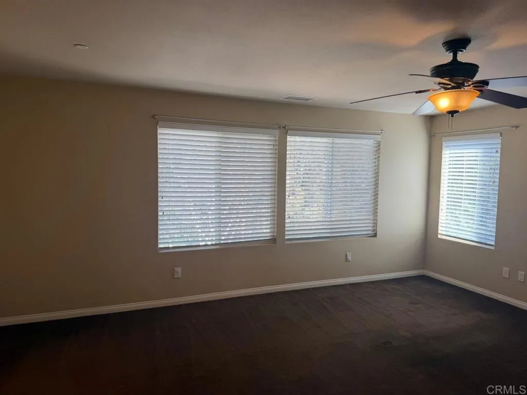 https://cdn.realtyfeed.com/cdn/127/306799438/01eb16661c82c8d7057fa2d852abb587.webp