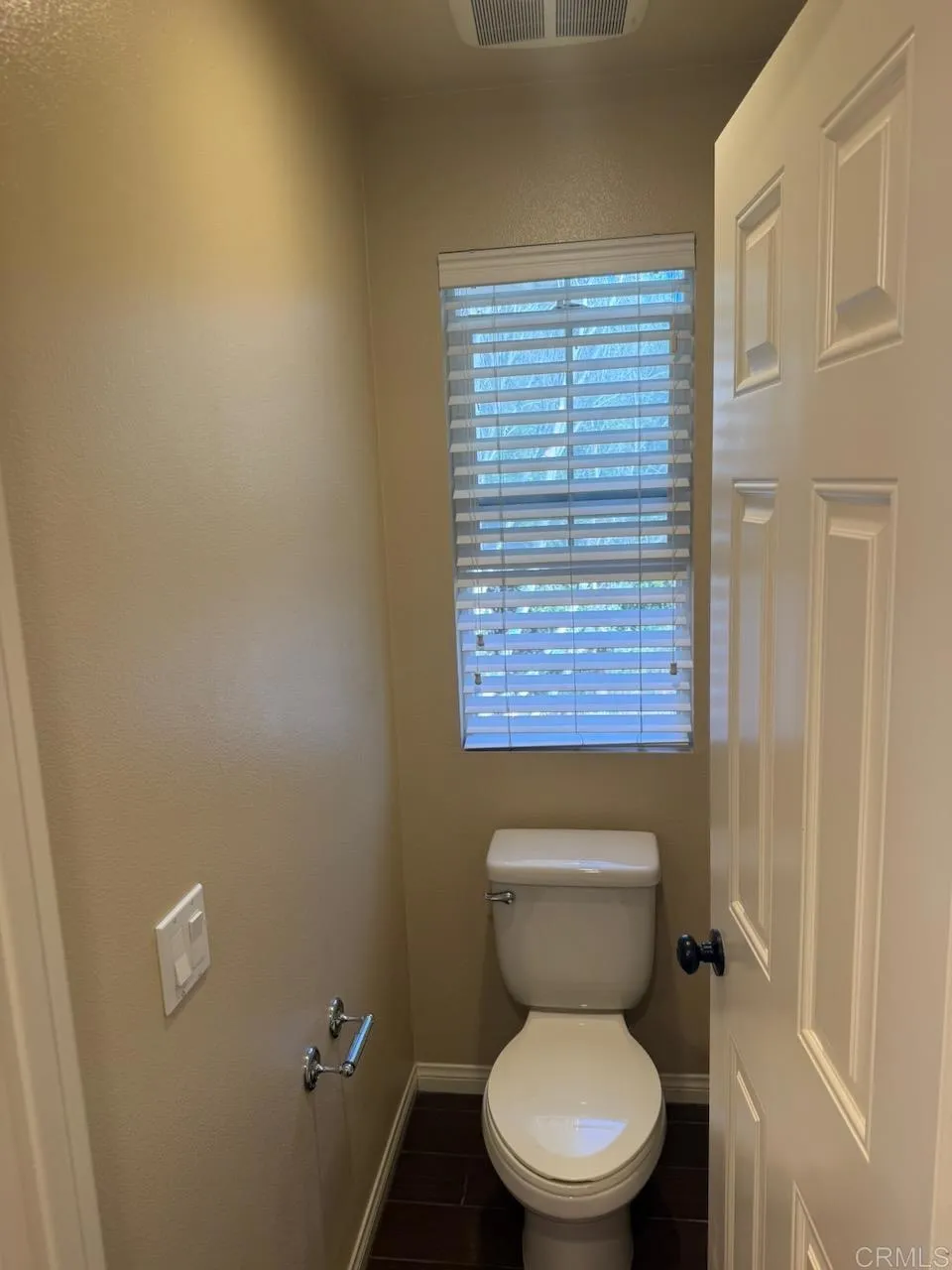 https://cdn.realtyfeed.com/cdn/127/306799438/23581b3dfe4a4d48f7458ee6fe57840c.webp