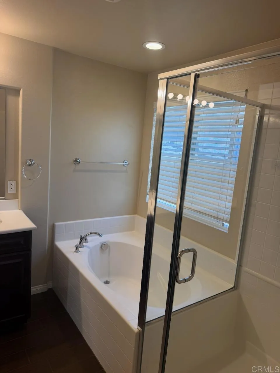 https://cdn.realtyfeed.com/cdn/127/306799438/78eff10459a63a2d78157dc381614712.webp