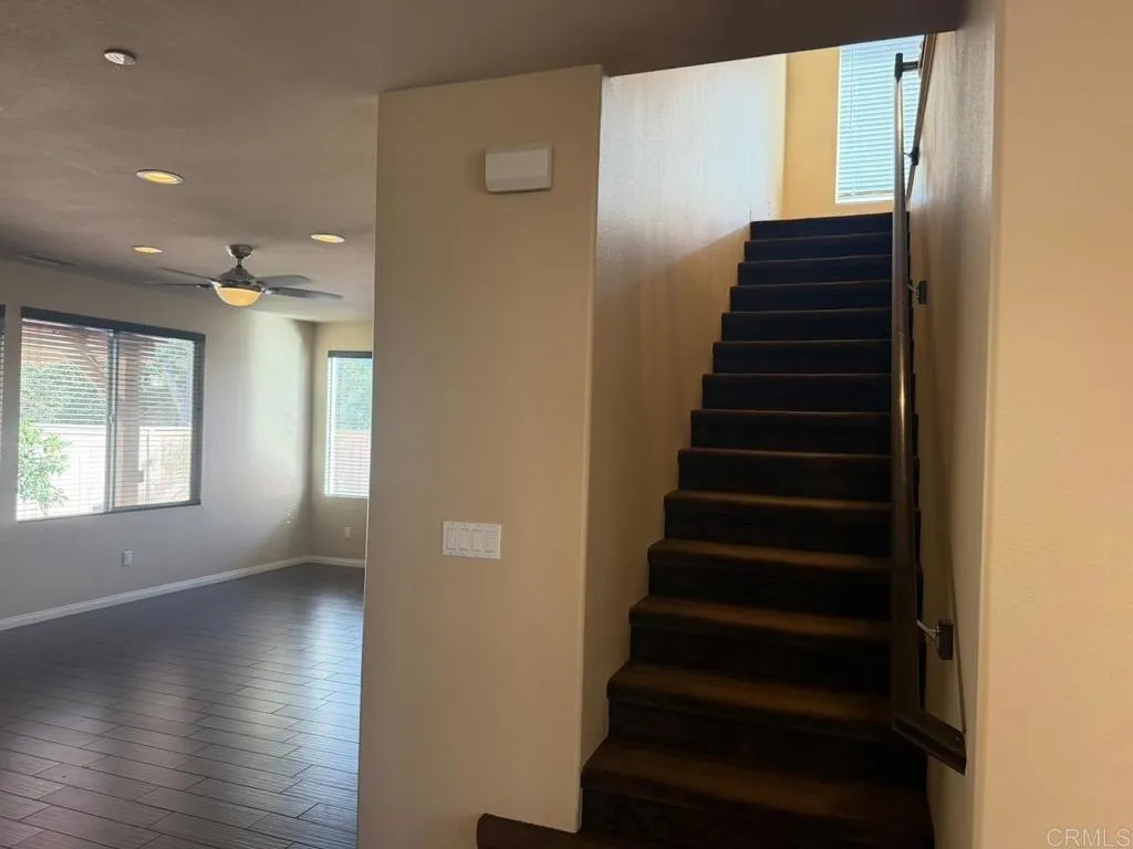 https://cdn.realtyfeed.com/cdn/127/306799438/ae16e7d21255caaba30ecbdd41f8b40c.webp