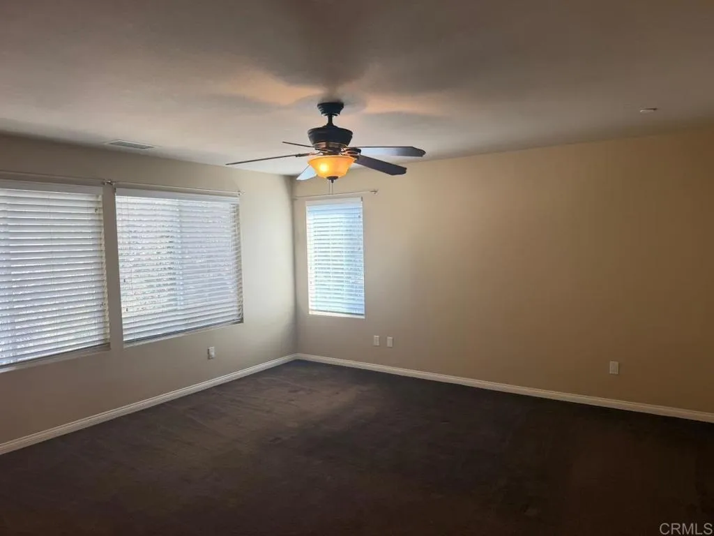 https://cdn.realtyfeed.com/cdn/127/306799438/fba18672f97467814f5914ae9c91391b.webp