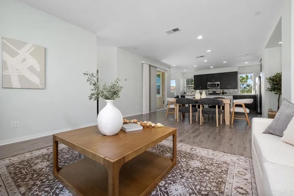 https://cdn.realtyfeed.com/cdn/127/306799453/aedf335c954ca0415e000fd39f679b0e.webp