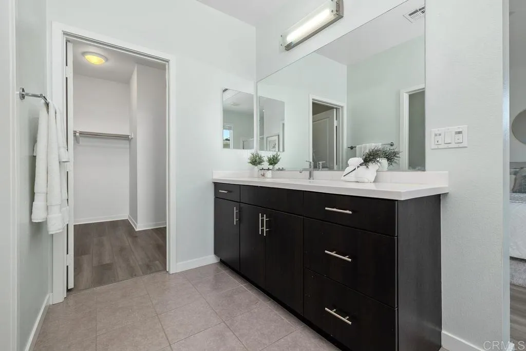 https://cdn.realtyfeed.com/cdn/127/306799453/c3378c15a47ea8ed37775ddba6e4f0a8.webp