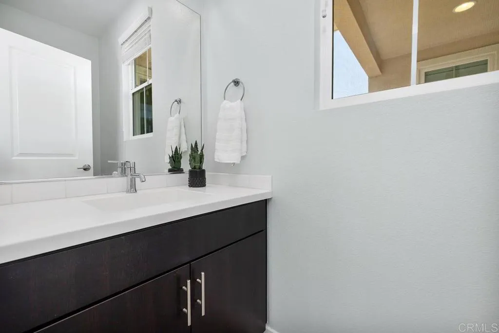 https://cdn.realtyfeed.com/cdn/127/306799453/d45b204982b3357f7b5733cf4285f9b8.webp
