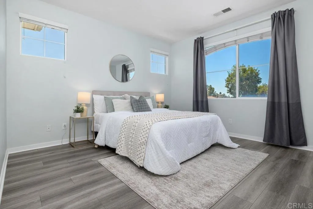 https://cdn.realtyfeed.com/cdn/127/306799453/fa4dd9077488052561cc81e008378d2e.webp