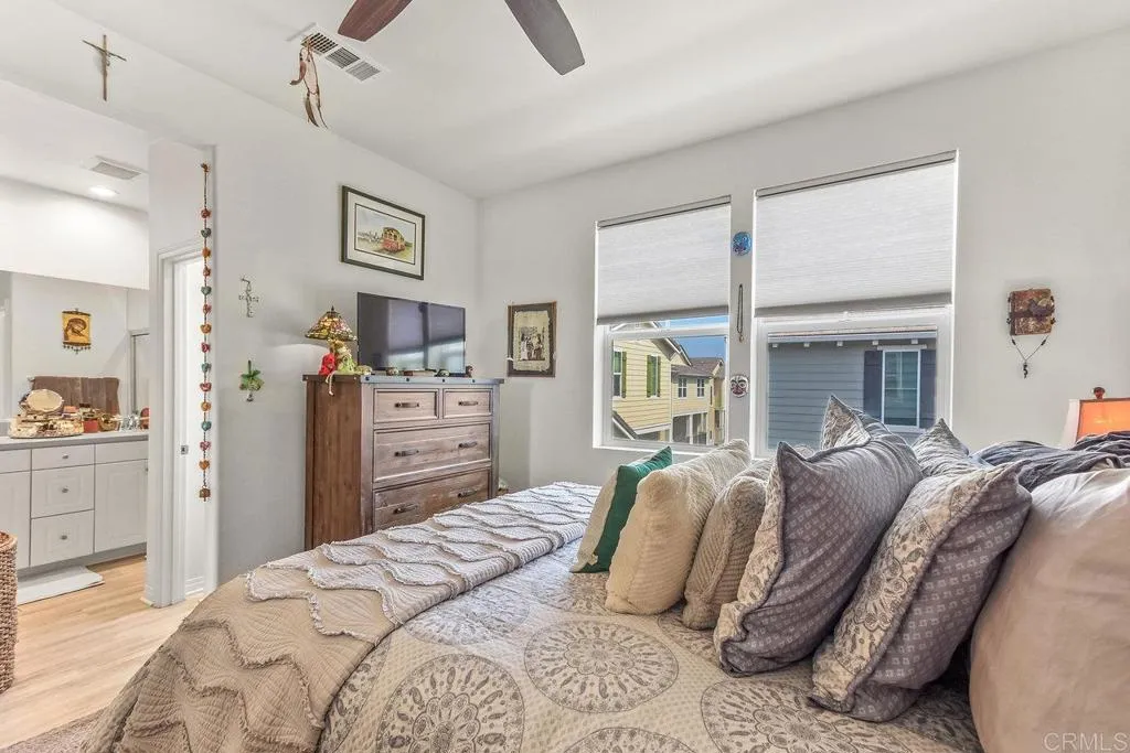 https://cdn.realtyfeed.com/cdn/127/306799465/1d35d4ff3b1daba486c3f0fc48a0890d.webp