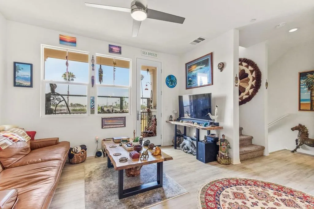 https://cdn.realtyfeed.com/cdn/127/306799465/260e902587c45a136bce97308dcf91cc.webp