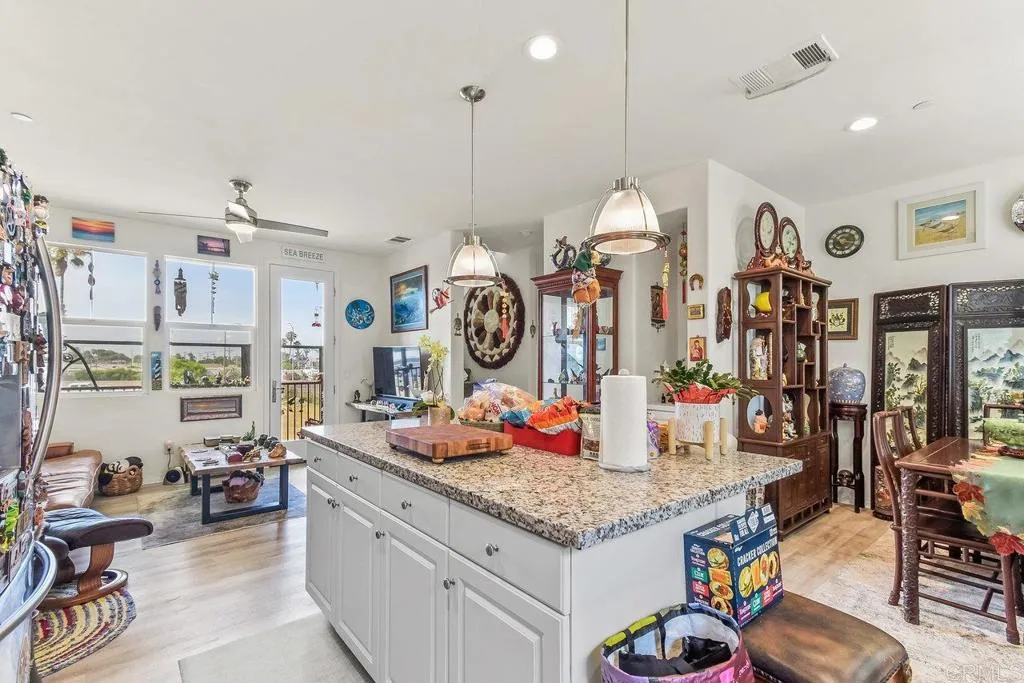 https://cdn.realtyfeed.com/cdn/127/306799465/c9bcc82e897c0edc7872dde02f47b4ce.webp