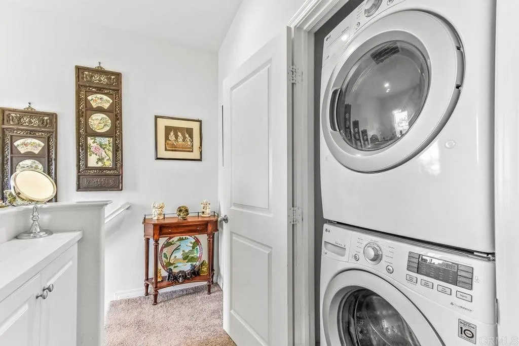 https://cdn.realtyfeed.com/cdn/127/306799465/fc034c12de04a6bb0f7564c31fbff63c.webp