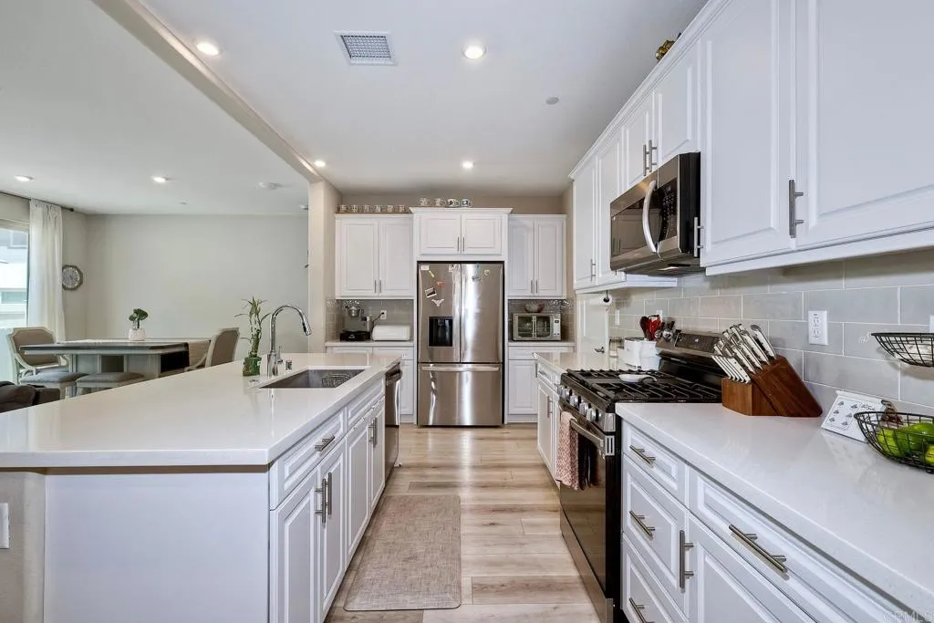 1715 Crabapple Way, Oceanside, CA 92056 - Photo 4 of 31, Oceanside, CA